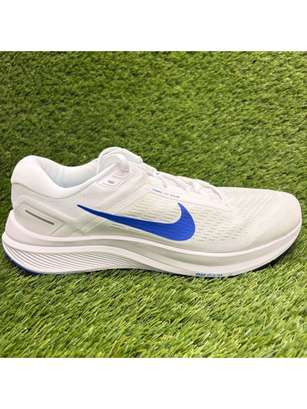 Nike Air Zoom Structure 24 Mens Size 10.5 White Athletic Running Shoes Sneakers